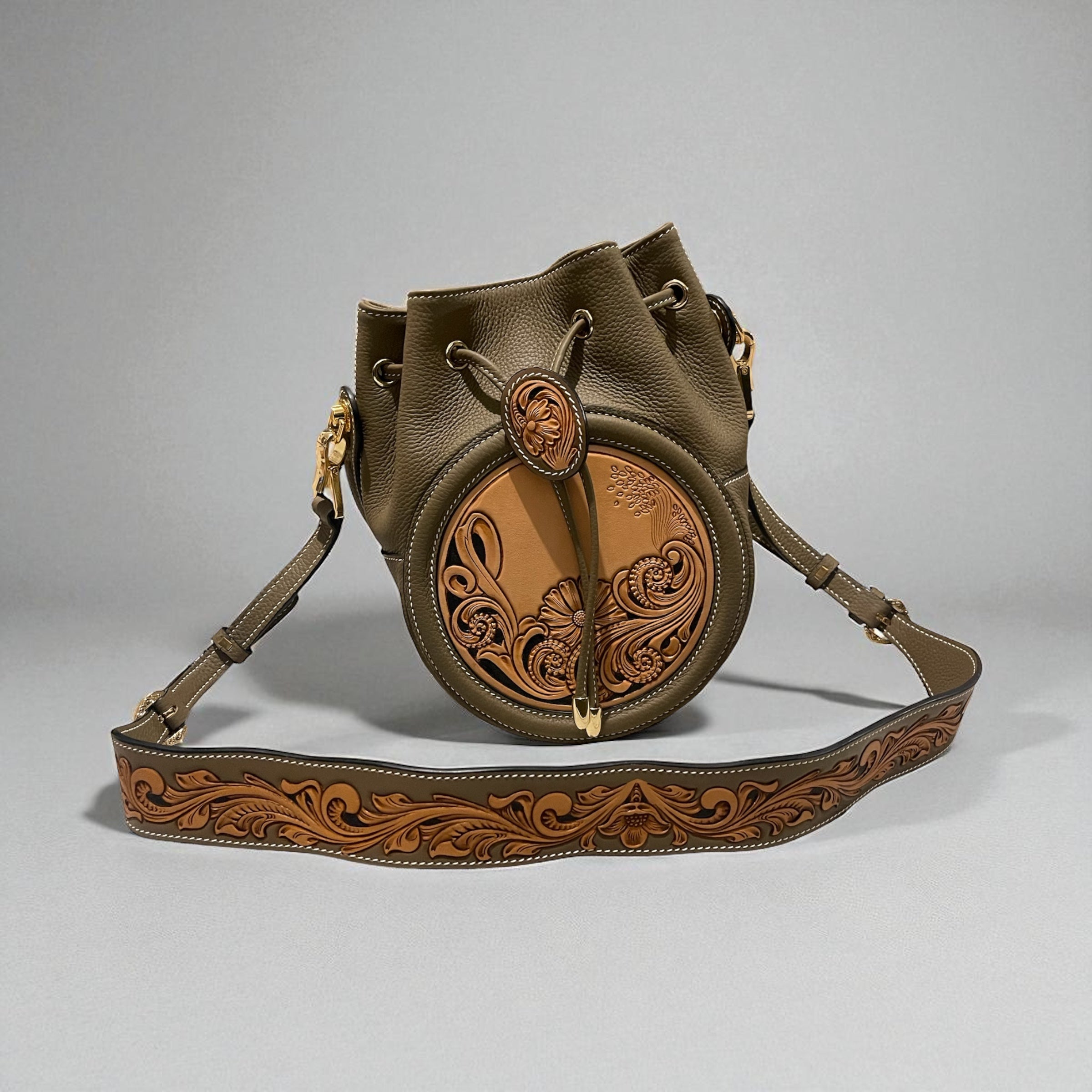 Sac ALBA taupe vue avant – cuir grainé embossé floral Maison La Reine