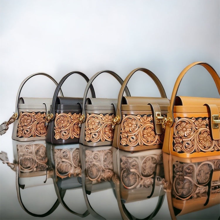 Ensemble des cinq couleurs du sac ZURI vue de face en biais 